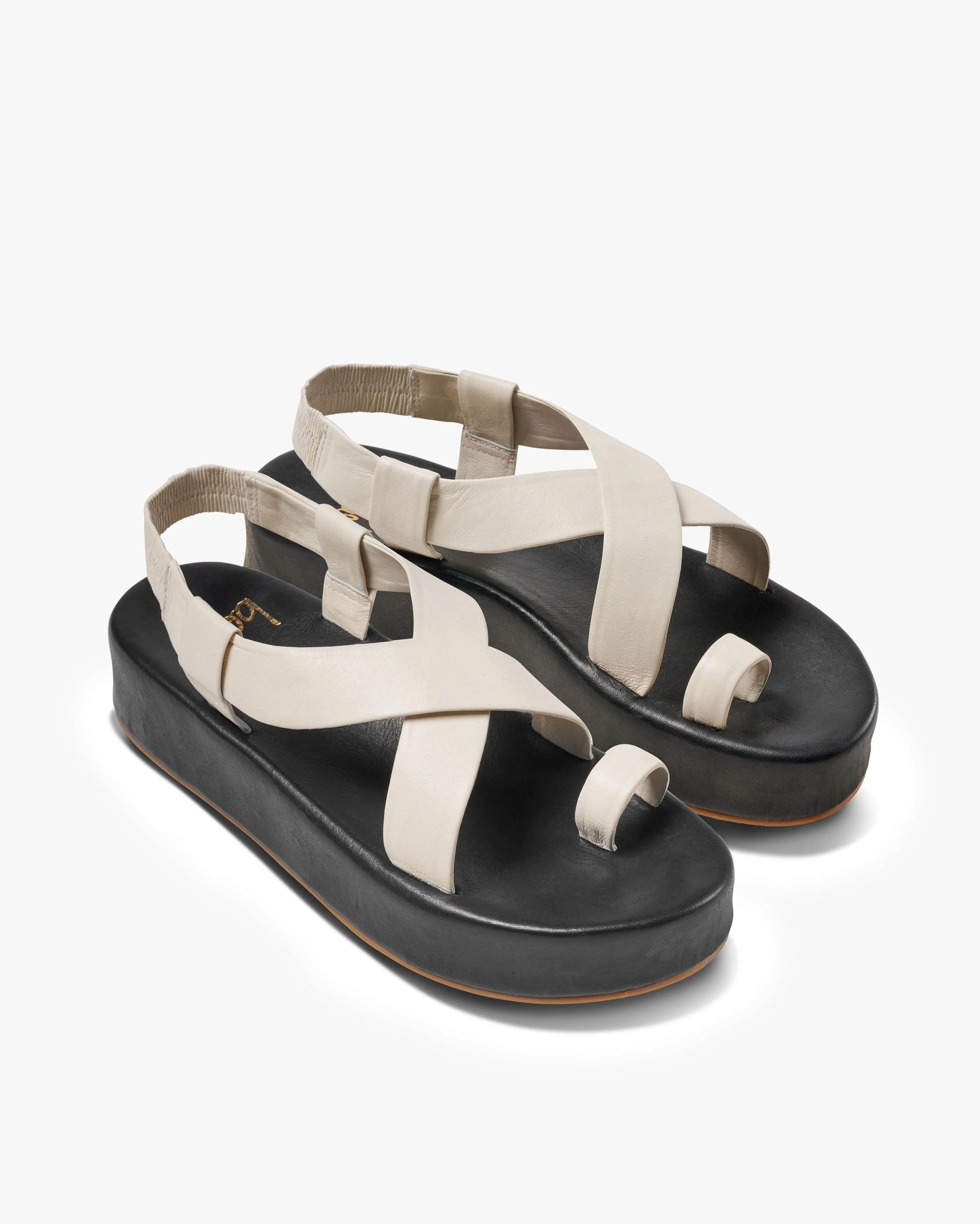 CARACARA - Vanilla/Black